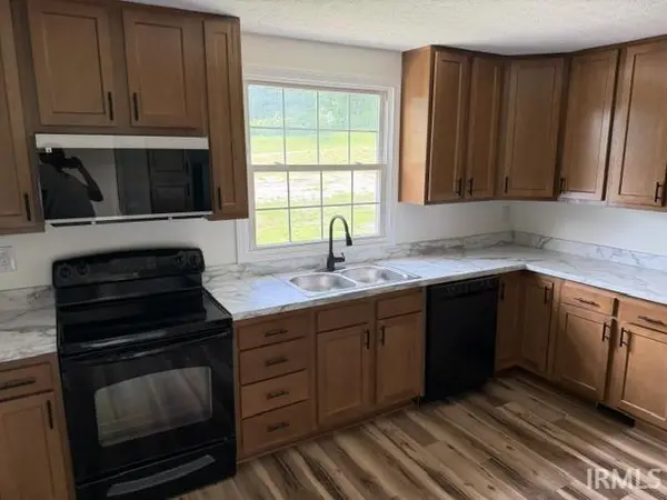 1540 NE Main ST, Paoli, IN 47454