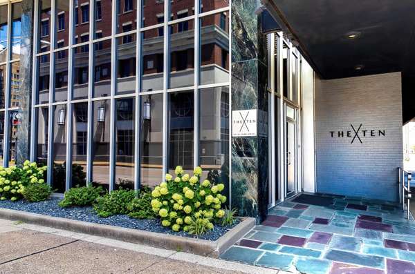 101 SE Third ST #3B, Evansville, IN 47708
