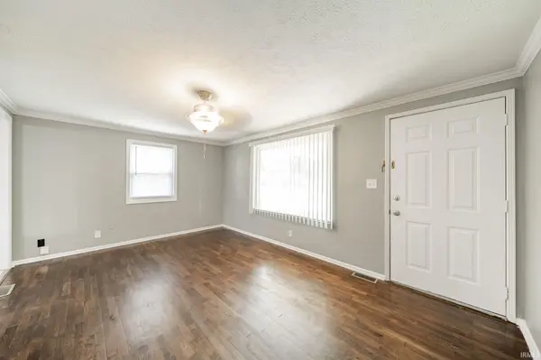 3729 Burton PL, Anderson, IN 46013-5249