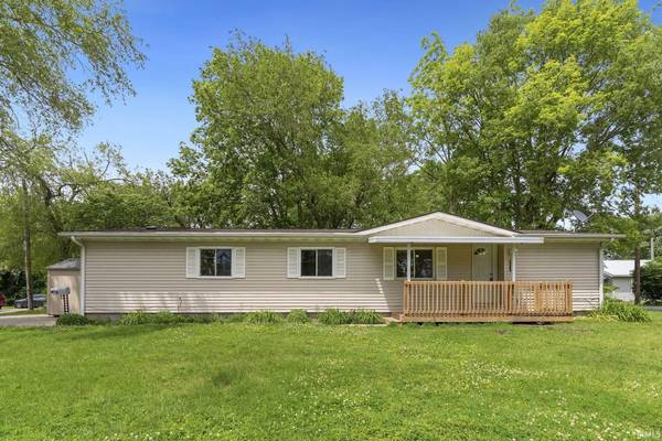 1047 E Smith ST, Warsaw, IN 46580-4612