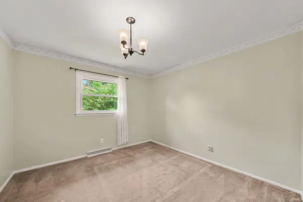 52335 Santa Monica DR, Granger, IN 46530