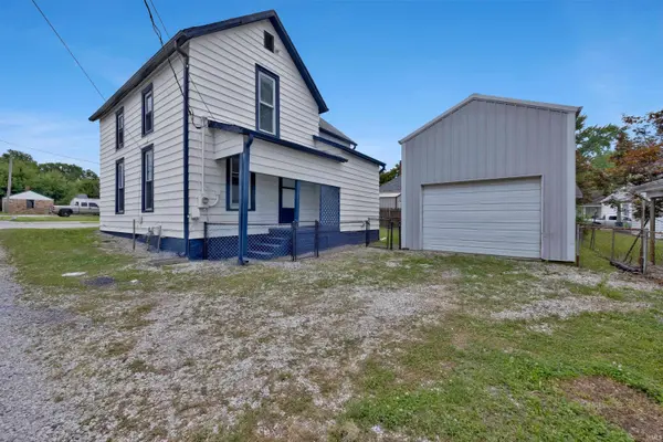 511 SW 1st ST, Washington, IN 47501