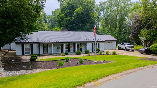 511 Crown Hill Drive E ***, Wabash, IN 46992