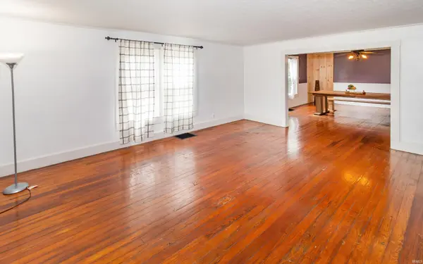 914 N Third ST, Boonville, IN 47601