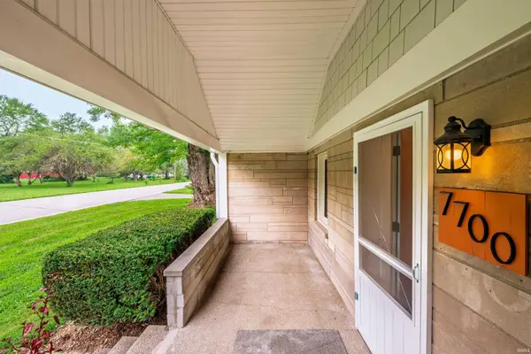 7700 W Cornbread RD, Yorktown, IN 47396