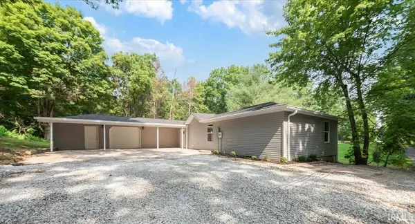 2097 Tripleton Pike RD, Bedford, IN 47421-8613