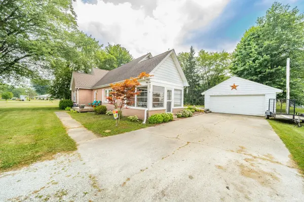 241 Pleasantview DR, New Castle, IN 47362-1344