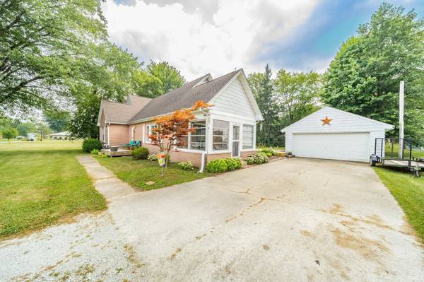 241 Pleasantview DR, New Castle, IN 47362-1344