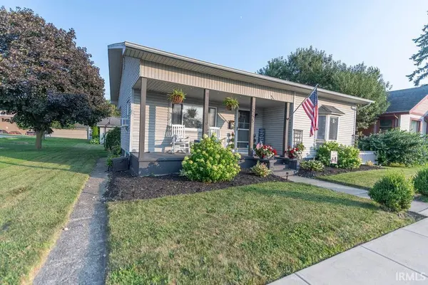 245 W Whitley ST, Churubusco, IN 46723