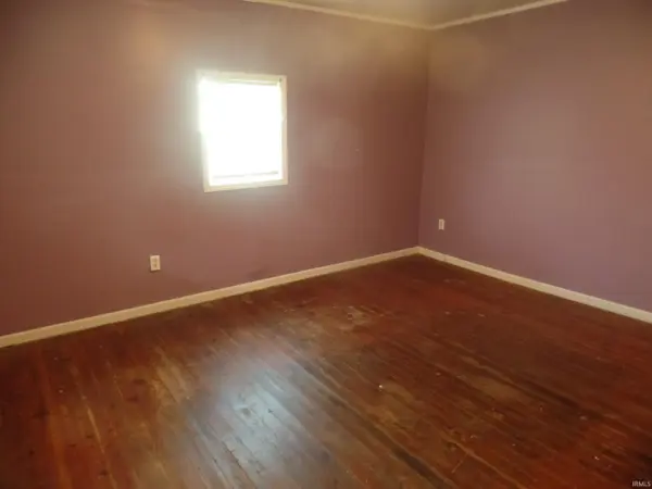 226 Ohio ST, Worthington, IN 47471