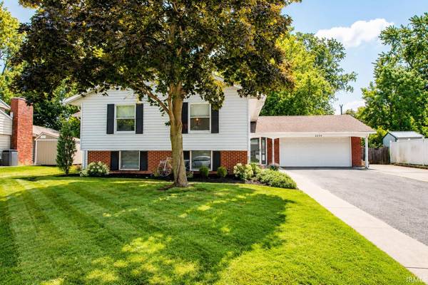 2834 Barlow ST, West Lafayette, IN 47906-1516