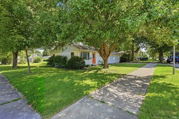 1370 Dearborn ST, Huntington, IN 46750