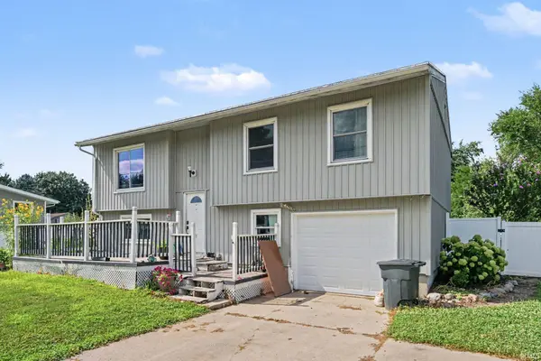 3121 Peddlers Village RD, Goshen, IN 46526