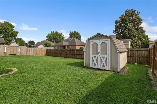 3805 Pine Needle PT, Evansville, IN 47715