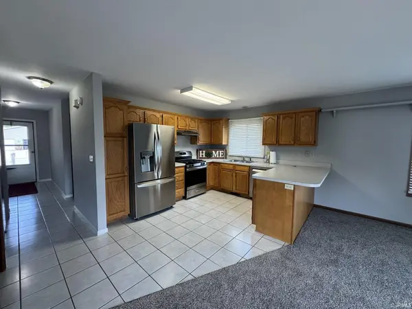 110 Lyn Dee CT, New Carlisle, IN 46552-8209