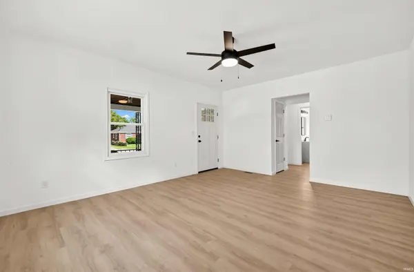 17 S Fairlawn AVE, Evansville, IN 47714-1361