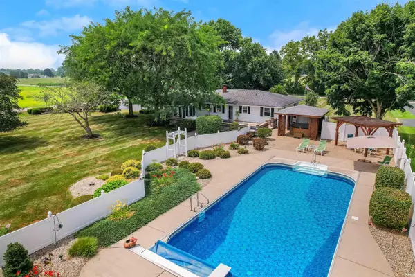 1256 Big Hills RD, Rochester, IN 46975-6965