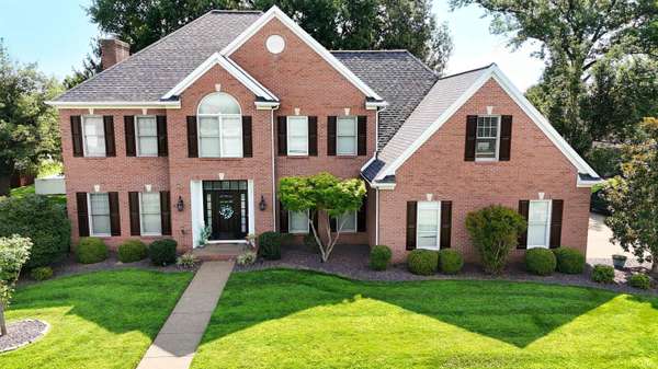 4266 Windhill LN, Newburgh, IN 47630