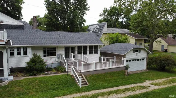 802 E Jackson ST, Attica, IN 47918