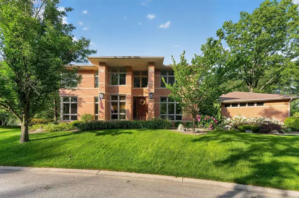 52752 Willow Bend DR, Granger, IN 46530