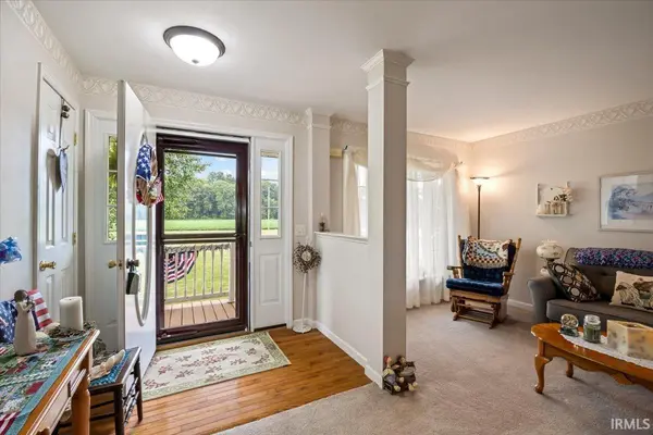3577 S County Road 100 E ***, Winchester, IN 47394