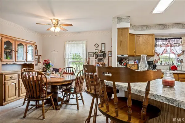 3577 S County Road 100 E ***, Winchester, IN 47394