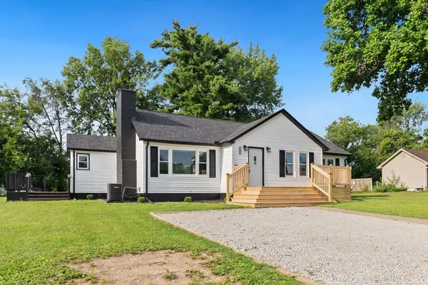 1009 W Monroe ST, Plymouth, IN 46563