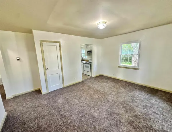 1901 Conlin AVE #B, Evansville, IN 47714