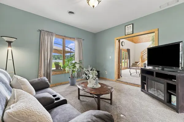 50818 Cornwall RD, Bristol, IN 46507-9768