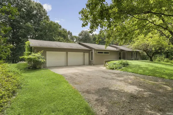 26670 Brush TRL, South Bend, IN 46628-9217