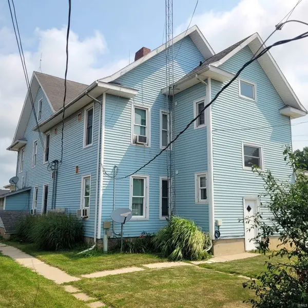 128 130 132 E Plymouth ST, Bremen, IN 46506