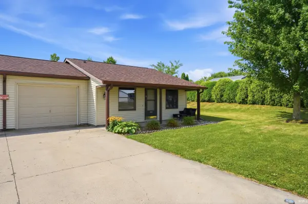2104 Cortez DR, Kendallville, IN 46755-3007