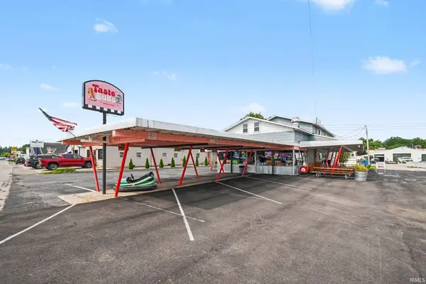 417 S Huntington ST, Syracuse, IN 46567