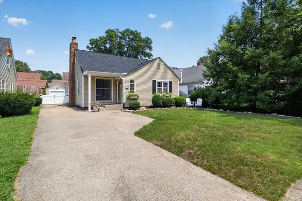 1727 Sunnymede AVE, South Bend, IN 46615-1329
