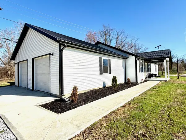 103 E Warren ST, Mitchell, IN 47446