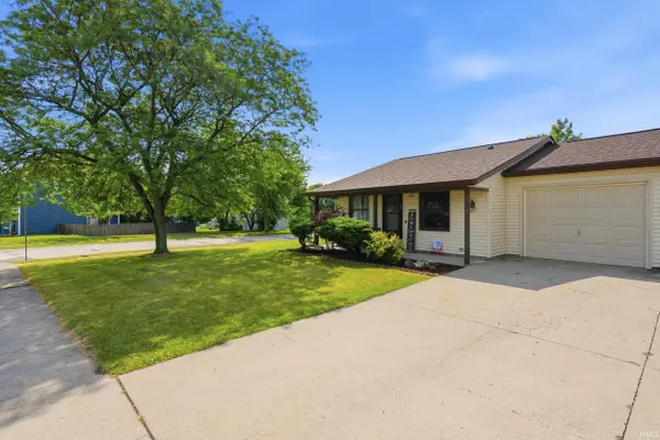 2104 Cortez DR, Kendallville, IN 46755