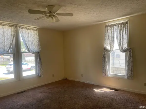 1005 N ST, Bedford, IN 47421