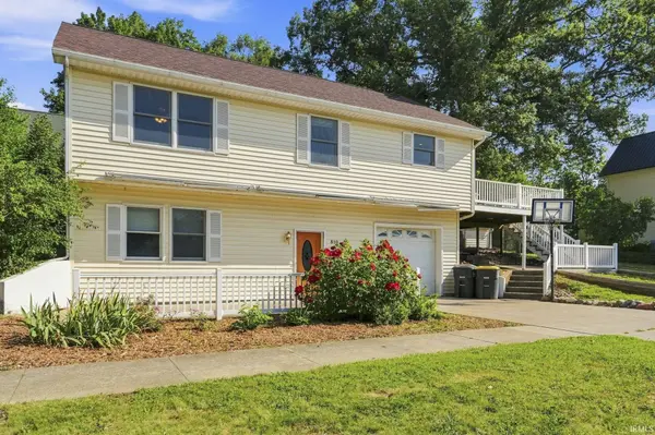 510 W Rush ST, Kendallville, IN 46755