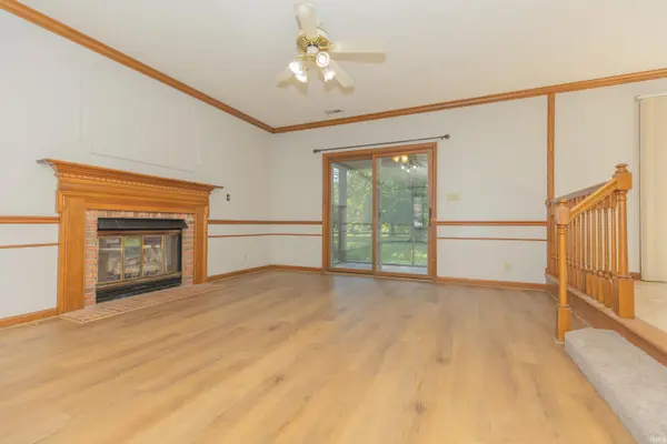 2939 Woodside CT, Evansville, IN 47711