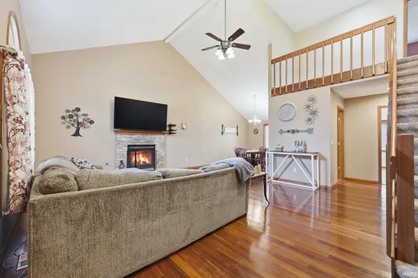 5323 Finch LN, Fort Wayne, IN 46818