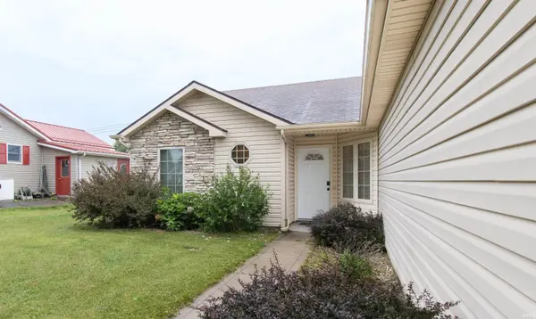 615 Seville CT, Ligonier, IN 46767