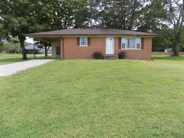 8355 Oak Grove RD, Newburgh, IN 47630