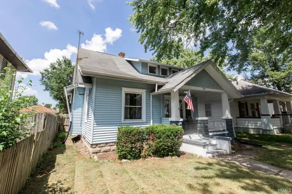 905 Altgeld ST, South Bend, IN 46614-1324
