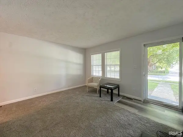 1012 CHIPPEWA LN, Kokomo, IN 46902