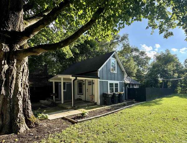1015 Chestnut ST, Anderson, IN 46012