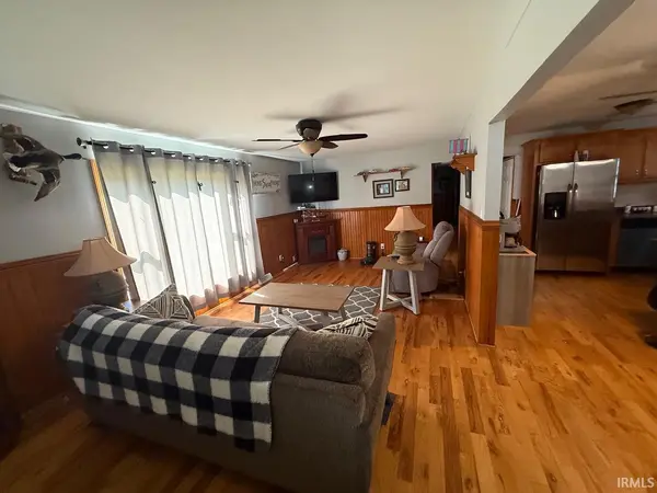 424 Star CT, Knox, IN 46534
