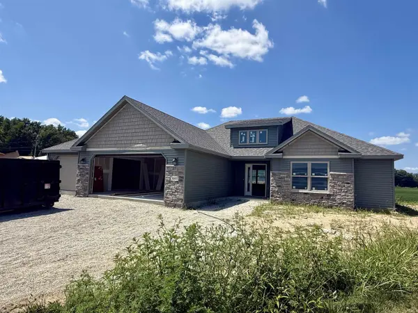 3003 E Butler CT, Columbia City, IN 46725