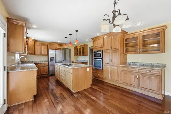 22 Stone Ridge DR, Huntington, IN 46750-1378