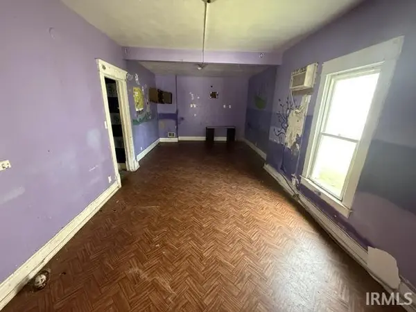 1323 Miami ST, South Bend, IN 46601-3712