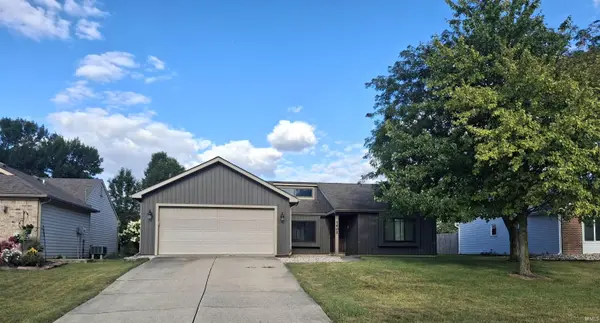 1402 Misty River DR, Fort Wayne, IN 46808